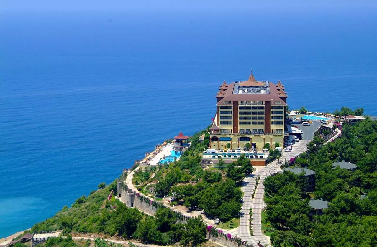 UTOPIA_SHABAVIZ (19).jpg